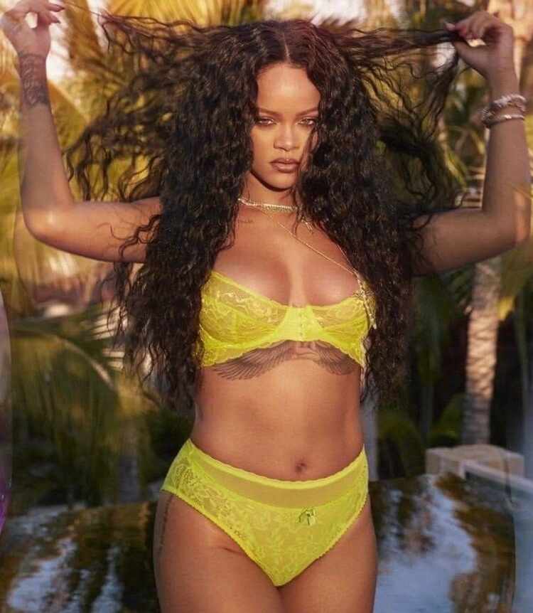 Rihanna Photos3