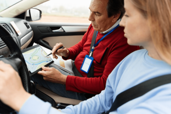 The Invaluable Guidance of a Professional Driving Instructor
